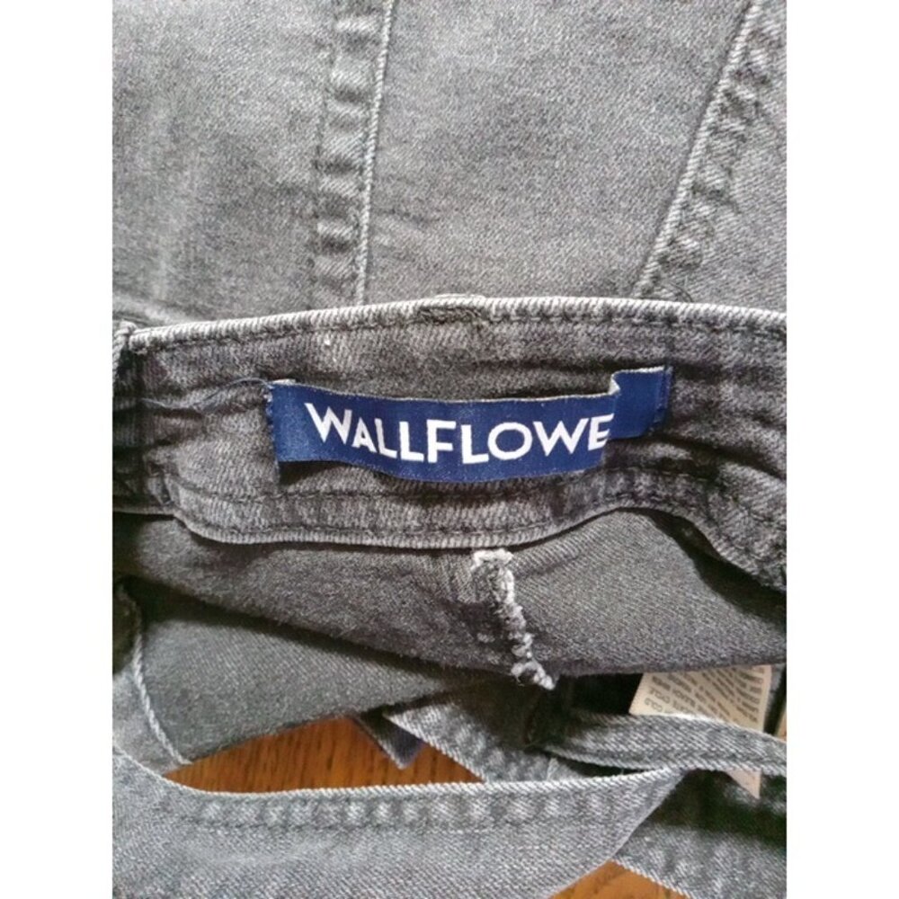 WALLFLOWER SHORTALLS Jeans Womens XS BLACK Preowned  Denim Shorts - Picture 7 of 8